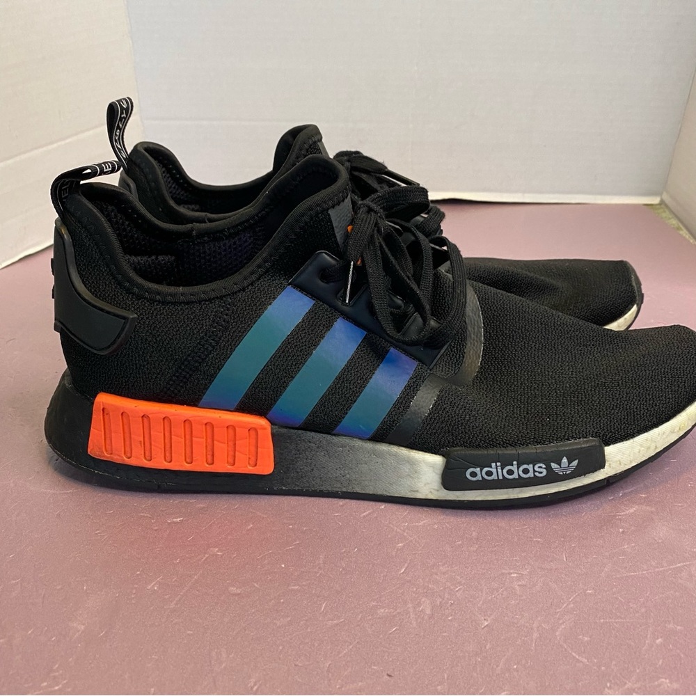 EUC Adidas Shoes Mens NMD R1 Running Sneakers Solar Orange Sports FW0185